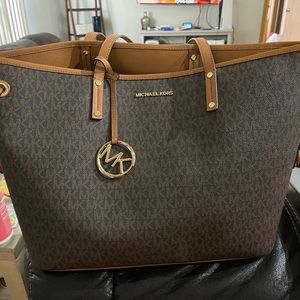 Brown Michael Kors Tote